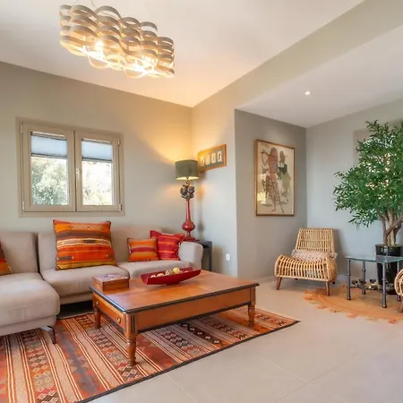 Find Me On Kefalonia ヴィラ *